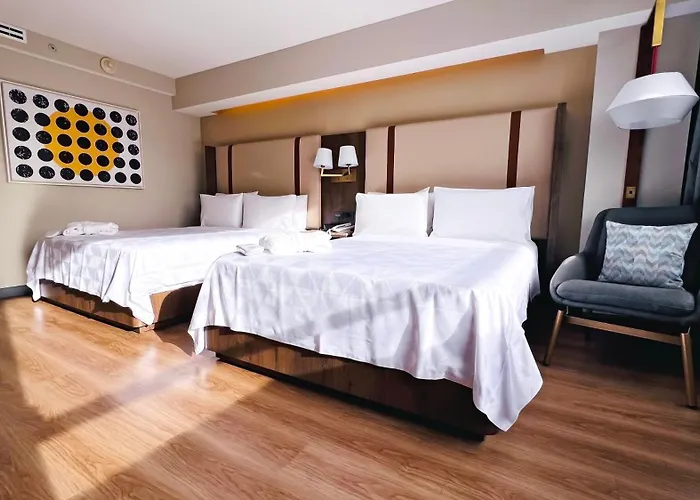 Hotel City-plaza Universidad By Ihg