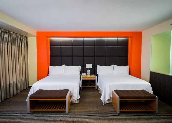 City-plaza Universidad By Ihg 4*