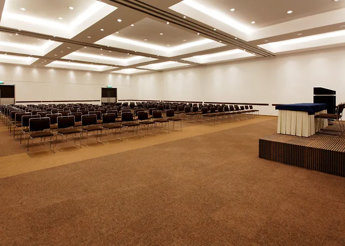 Hotel City-plaza Universidad By Ihg