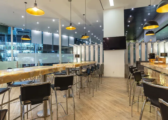 Hotel City-plaza Universidad By Ihg