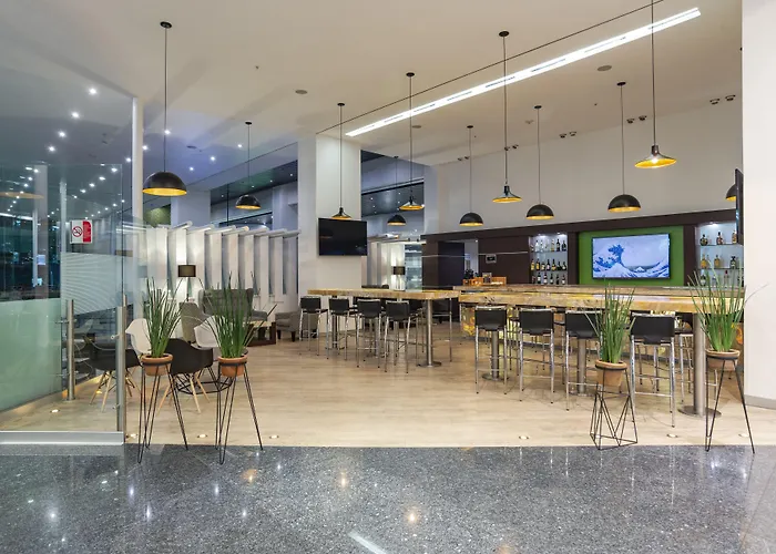 City-plaza Universidad By Ihg 4*