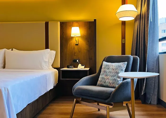 City-plaza Universidad By Ihg