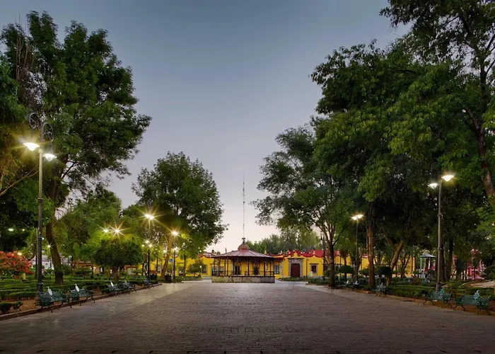 Hotel City-plaza Universidad By Ihg